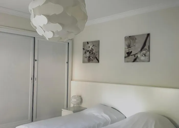 Puerto Banus Beachfront Appartement Marbellac